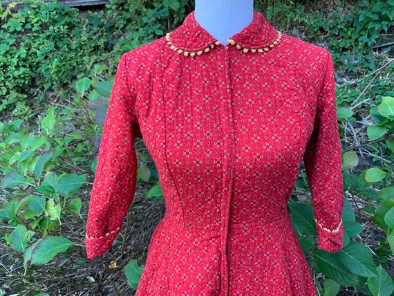 70's Red Floral Quilted Dress / Small / 60's / Vin