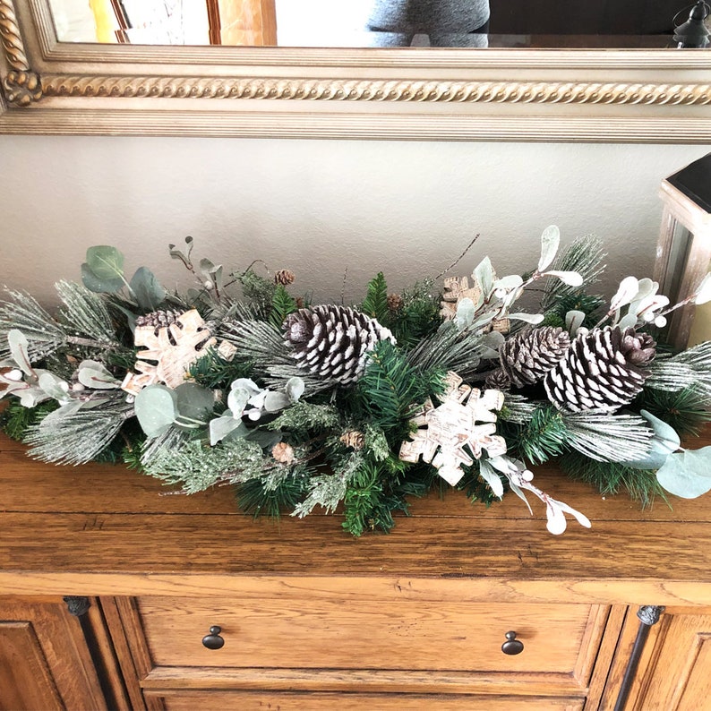 Cedar Christmas Centerpiece Mistletoe Swag Pine Cone Etsy