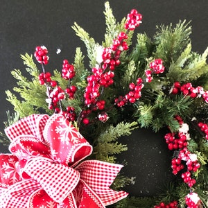 French Country wreath for front door Classic Christmas wreath Farmhouse Santa wreath Red berry Christmas wreath Elegant Christmas wreaths image 3