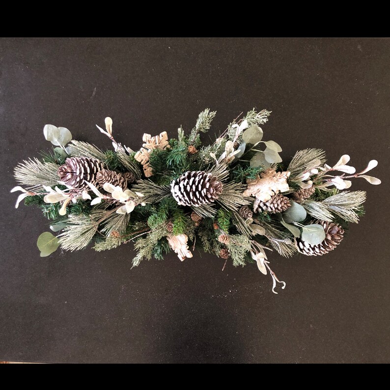 Cedar Christmas Centerpiece Mistletoe Swag Pine Cone Etsy