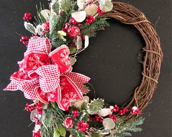 French Country wreath for front door Classic Christmas wreath Farmhouse Santa wreath Red berry Christmas wreath Elegant Christmas wreaths