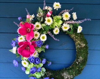 Magnolia Moss Wreath, Ranunculus, Daisies, Rustic Farmhouse Decor