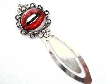 Sultry Lips Bookmark Clip, Journal Notebook Book Mark, Parted Sexy Red Lipstick Silver Tone Book Accessories, Paper Planner Accessory, Gifts