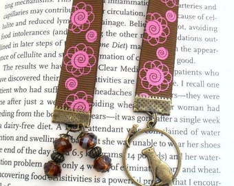 Cat and Mouse Ribbon Bookmark with Rustic Brown Crystal Beads, Cute Bronze Cat Pendant Book Jewelry and Accessory, Beaded Feline Stationary