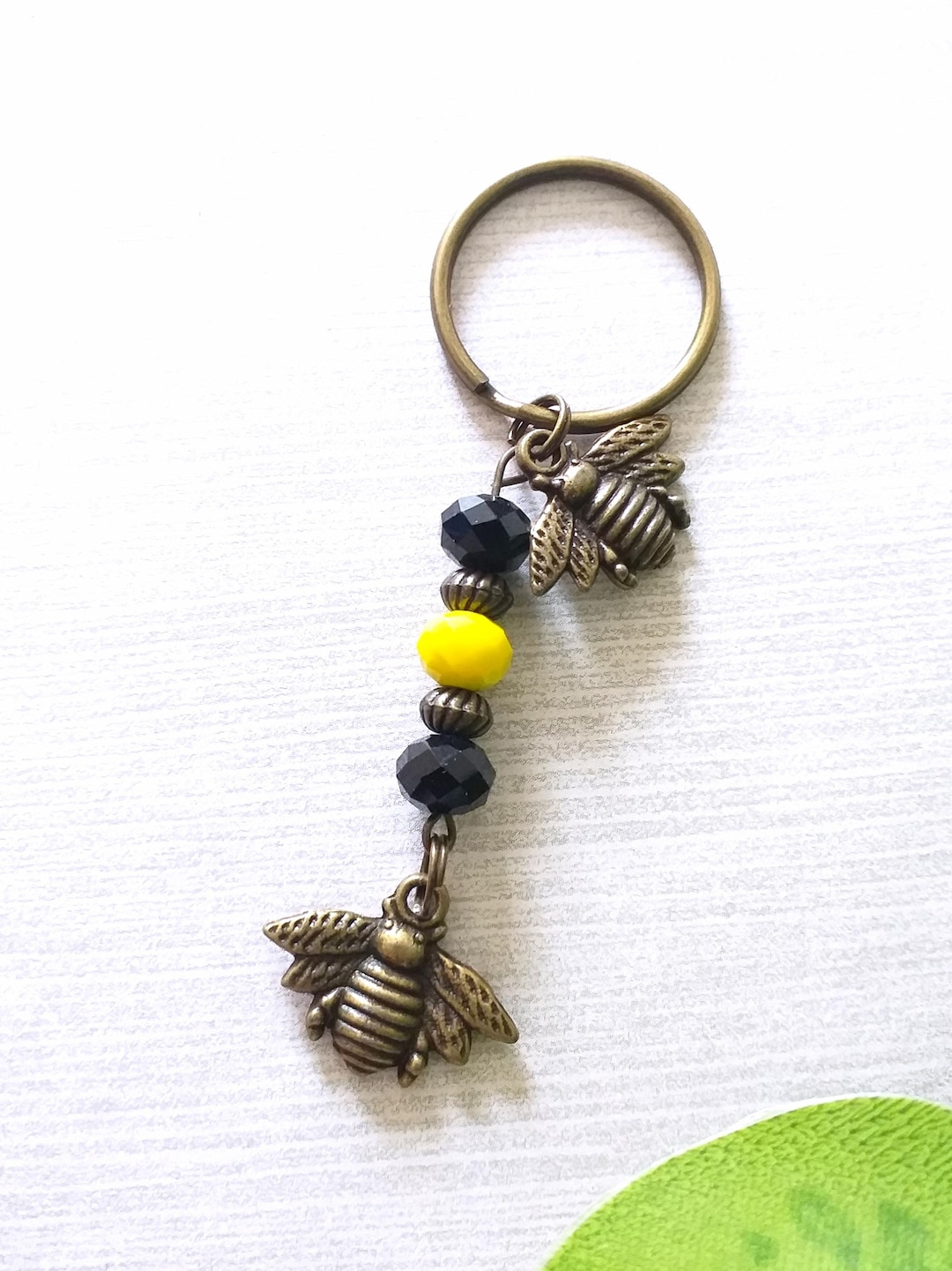 Honey Bee Keychain, Queen Bee Pendant Charm Key Chain With Yellow and ...