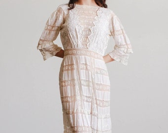 mixed media drop waist dress 1920s Sleeveless Summer Drop Waist Art Deco Era Dress Plus Size Vintag –  Vintage Fashion Library main image 1