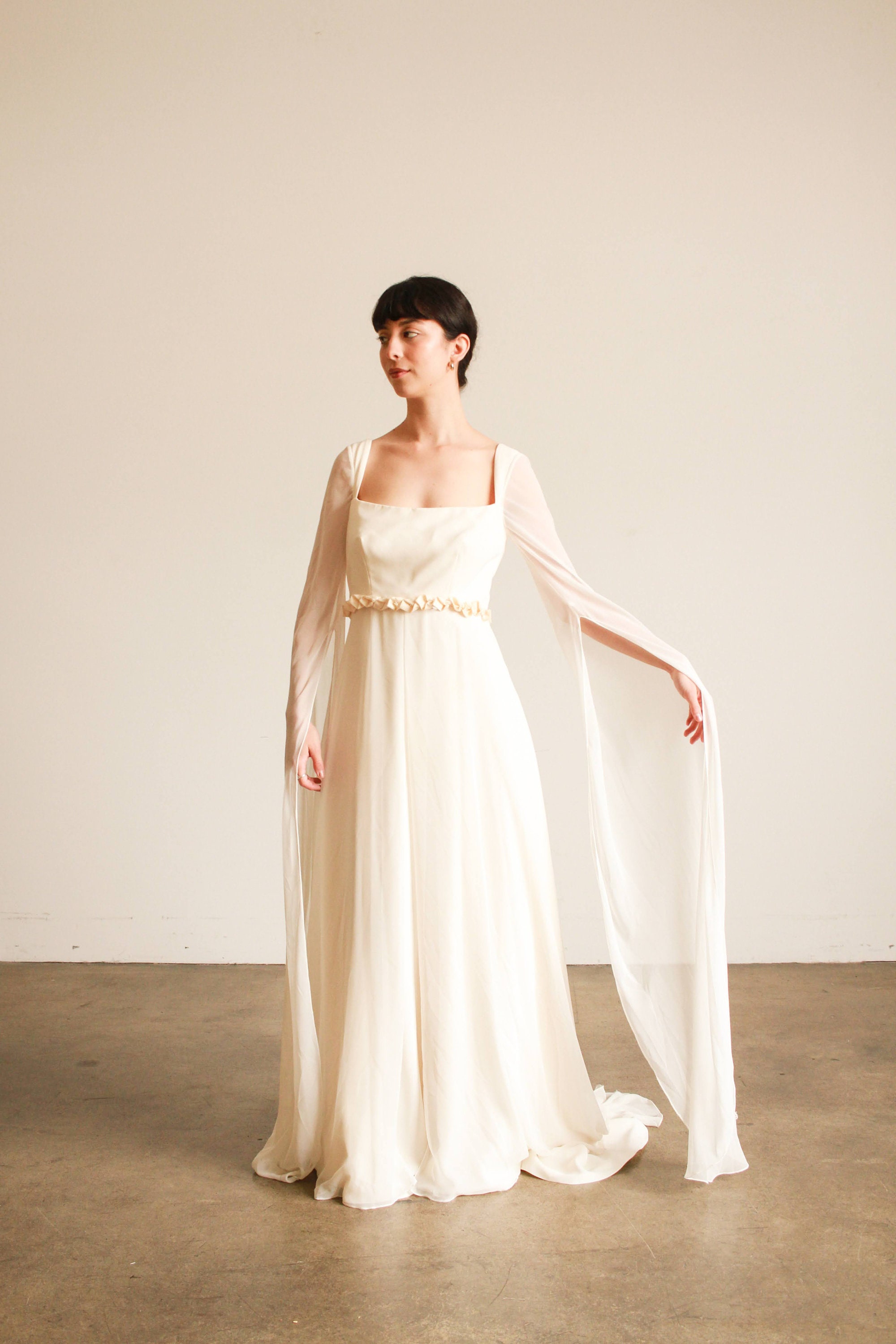 flowy empire waist dress Ever-Pretty Glittery Empire Waist Halter Neck Formal Evening Dress with Pleated