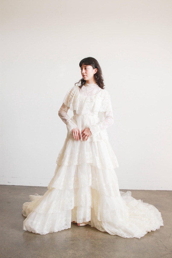 lace white vintage dress Victorian Cotton Long Sleeve with Intricate Eveliina and bump Ivory Lace Corset Dress -
