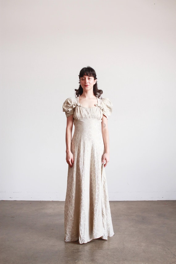 1930s Silver Jacquard Puff Sleeve Lame Dress - image 1