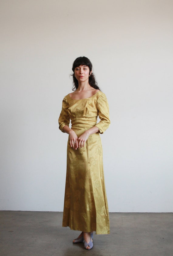 1950s Yellow Gold Damask Silk Dress - image 1
