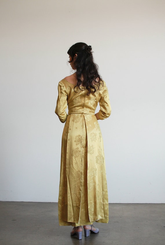 1950s Yellow Gold Damask Silk Dress - image 6