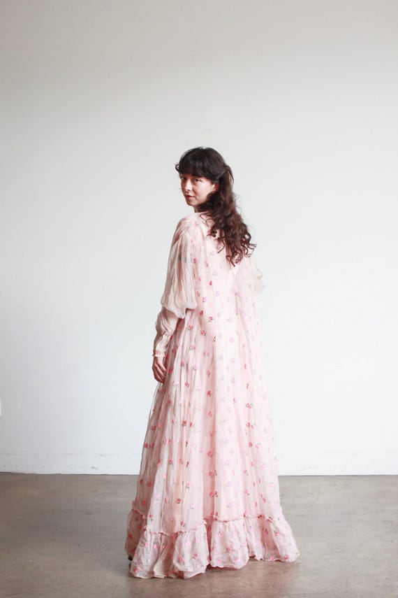 1930s Pink Silk Organza Flower Duster - image 2