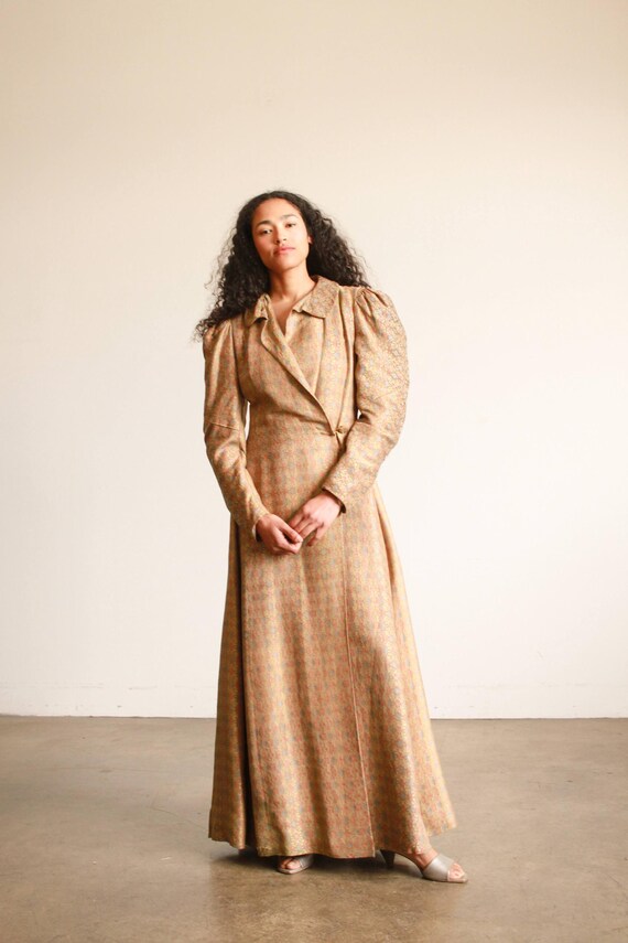 1930s Lamé Floral Embroidered Winter Coat - image 2