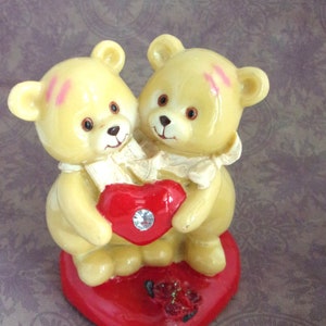 Vintage Ceramic Teddy Bear Couple Figurine: Valentine&#39;s Gift (4.25&quot;T)