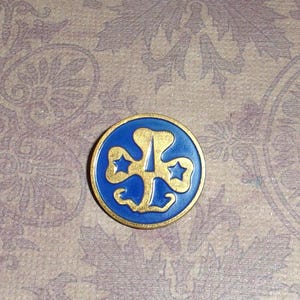 Vintage Scout Trefoil Pin .55&quot; Dia, Lapel blue and Gold Brooch .55&quot; dia, Unisex Scout Pin.