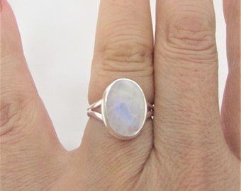 Moonstone rings, Genuine Gems with pretty reflections and color, June birthstone, 925 sterling silver. Gift for her.