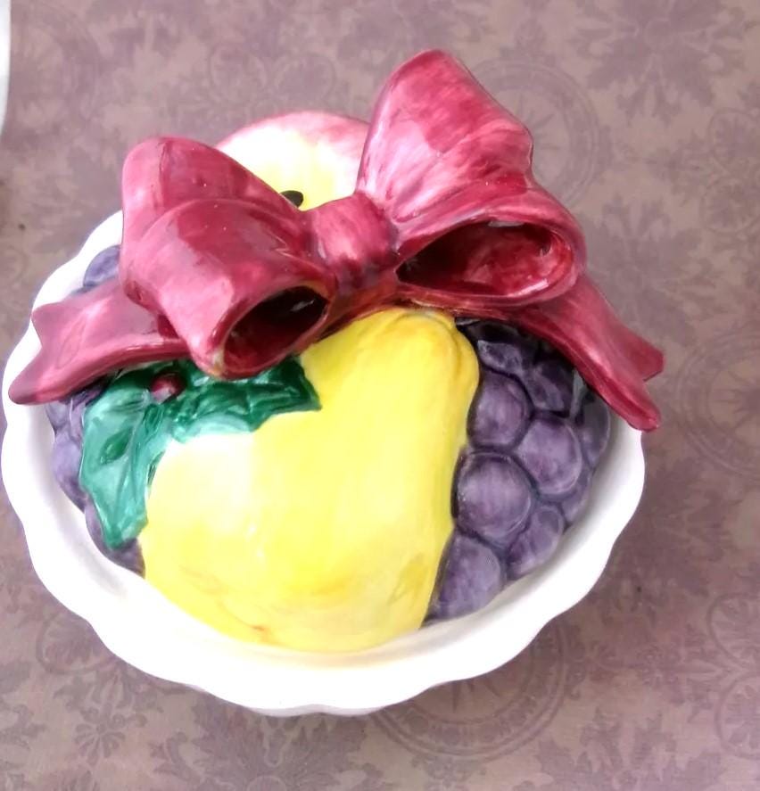 Fitz & Floydの1970年　陶器メールホルダー MAIL 置物 Vintage Fitz and Floyd Porcelain Trinket Bowl: Holiday Fruit Jar