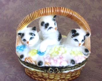 Tiger Kittens in a basket Vintage trinket/Jewelry box. Collectible, Gift for her.