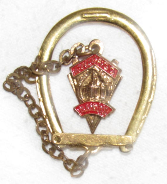 Keychain Wrigley Building Skyscraper  Vintage Souvenir Key Ring