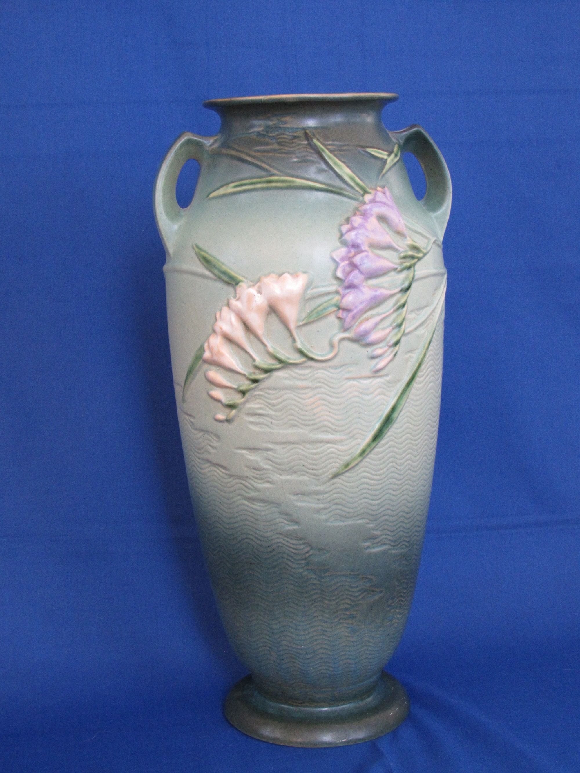 19 Green Roseville Freesia Floor Vase 12918 Etsy