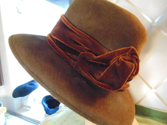 Vintage Brown Felt Hat W Brown Velvet 