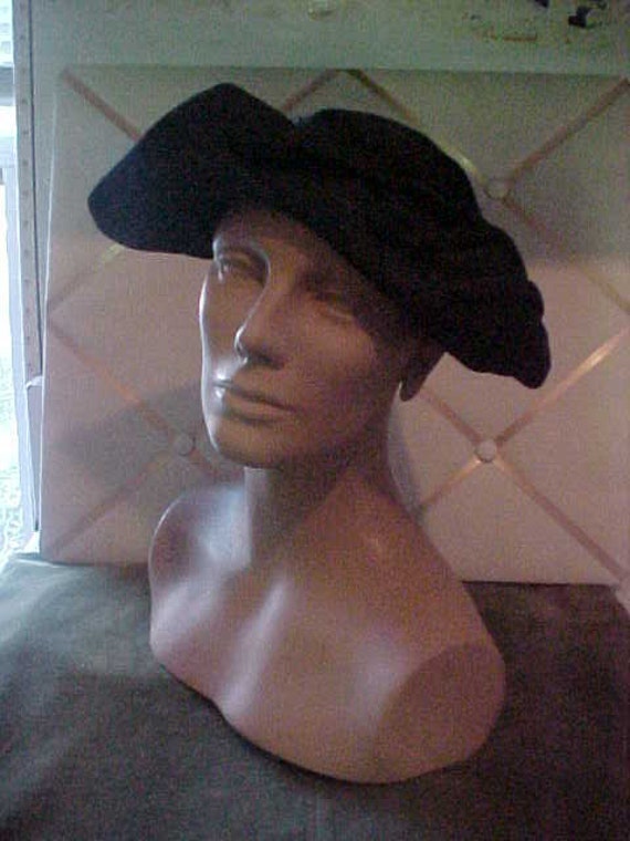 1940s  Black Taffeta Wide Brim Hat Turned Up with… - image 2