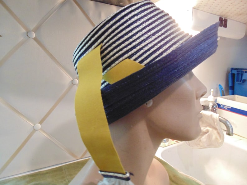 Emme Boutique #6012 Vintage Blue /& White Straw Hat w wide Yellow ribbon