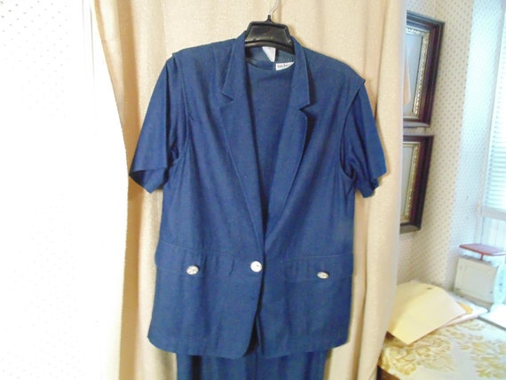 Guy Laroche  2 pc navy  blue dress, with Navy jac… - image 4