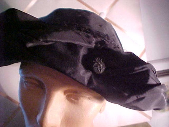 1940s  Black Taffeta Wide Brim Hat Turned Up with… - image 3