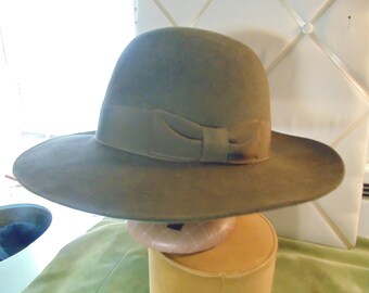 Mans Brown Felt Hat 3 Inch Brim. Italy 
