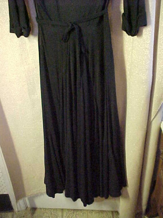 Vintage 1930s Black Crepe Long Dress, Full skirt … - image 3