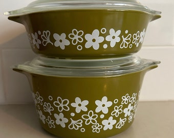Vintage Pyrex Spring Blossom Casserole Set of 2 with Lids, Nesting Casserole Set 471 & 473