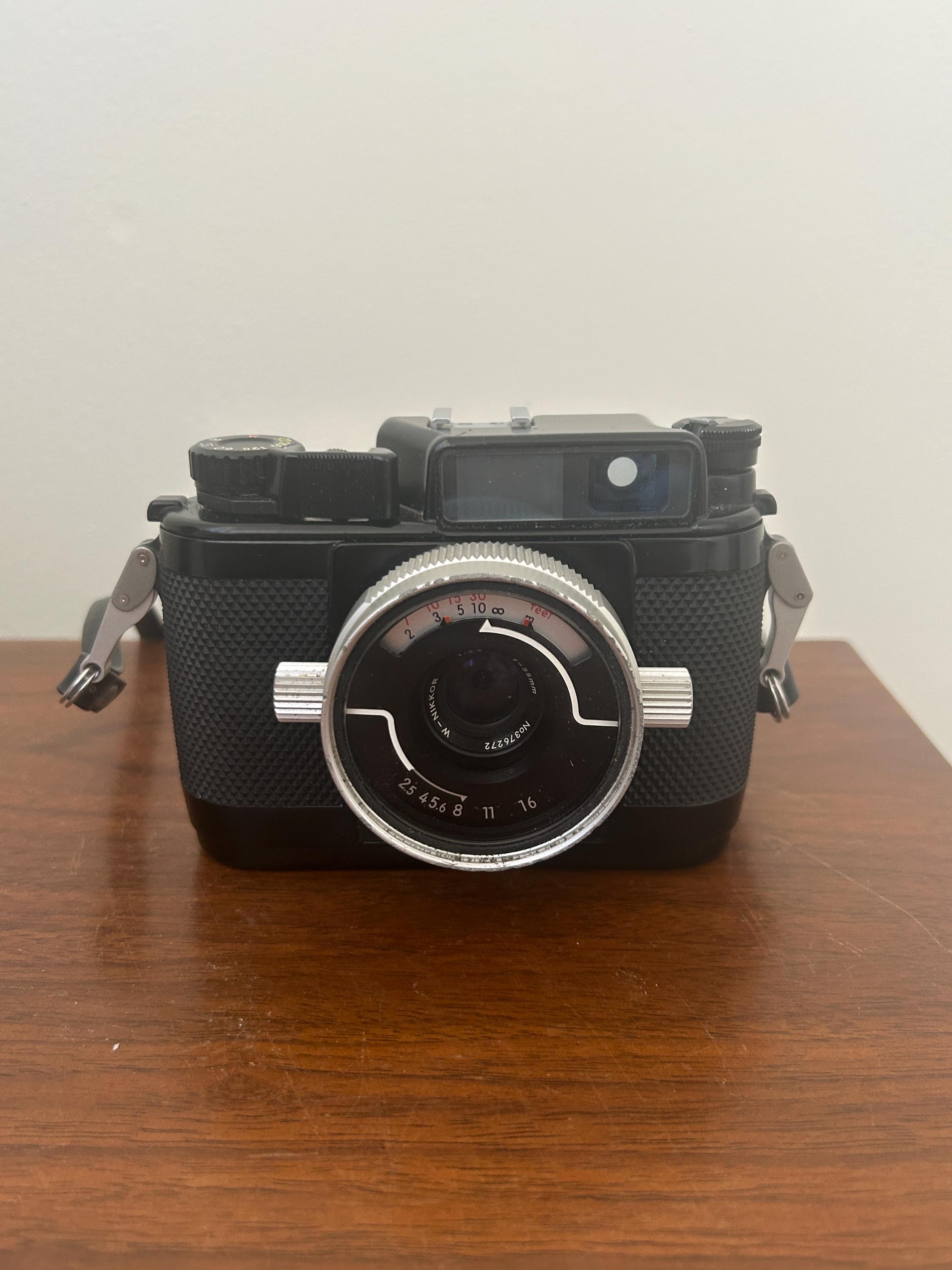 Nikonos III Underwater Camera - Etsy