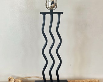 Vintage 1980s Postmodern Squiggle Lamp