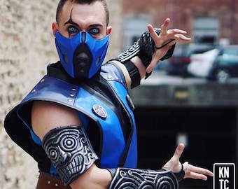 mortal kombat dress halloween costume Look amazing while pretending to be your favorite fighting game and big screen character with this Mortal Kambat Halloween costume modeled after the beautiful and deadly Princess Kitana. Mortal Kombat Mileena Cosplay Costume