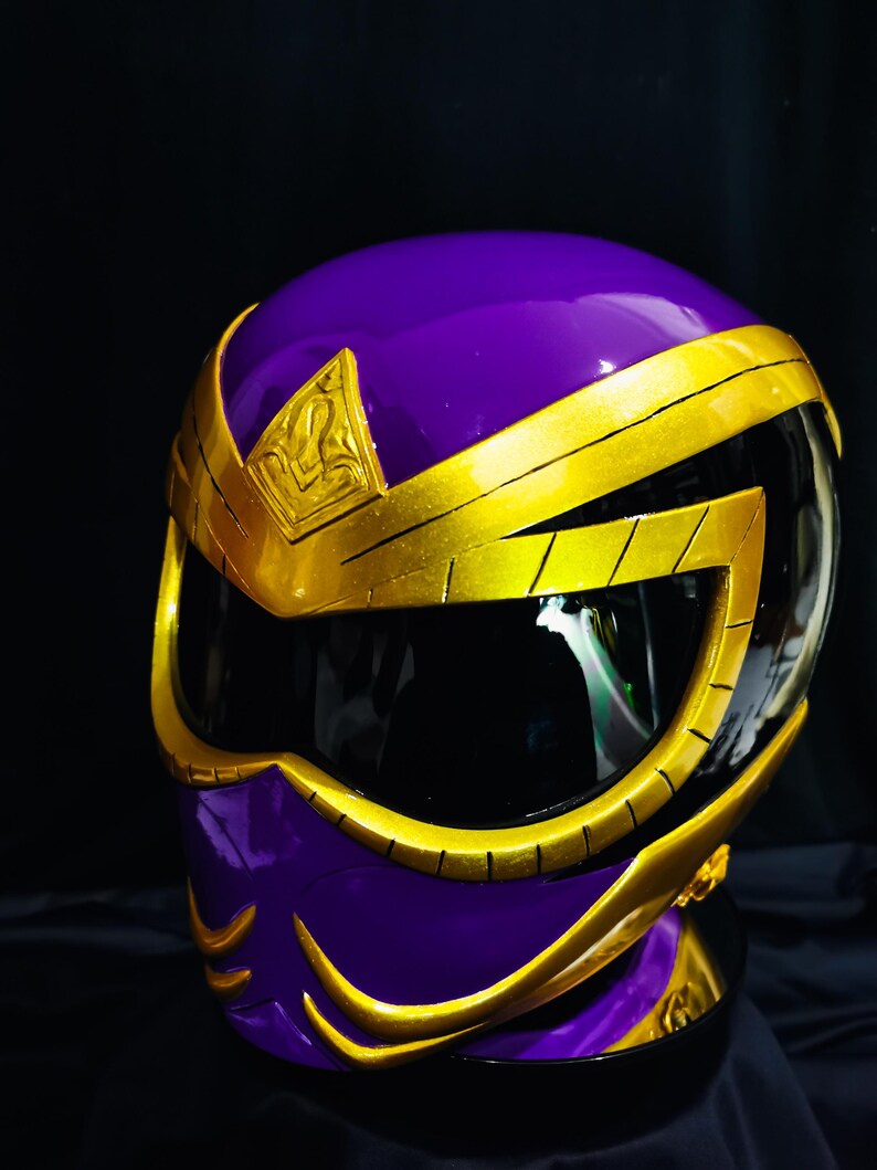 Jungle Furry Lila Power Ranger Helm custom design [CUSTOM SIZE] - Etsy.de