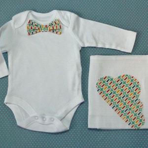 Snazzy Bow Tie Vest and Muslin Gift Pack image 2