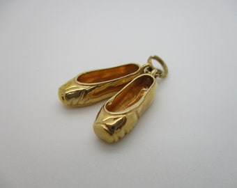 Vintage 14K Solid Yellow Gold Ballerina Slippers Pointe Shoes Charm