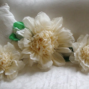 Set of 3 Giant Paper Flowers Vanilla Perfect Decorations for Wedding,Birthday Party&Baby Shower image 3