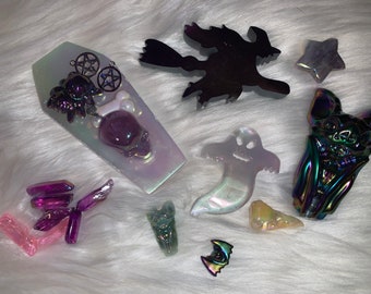 SpookyCrystal surprise box ! Please read entire listing !! Picture is example.