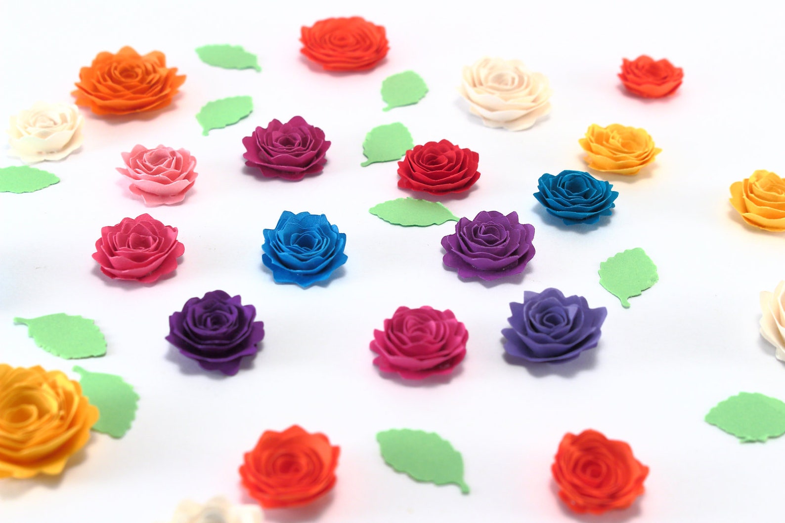 25 Tiny Paper Roses Mini Paper Flowers Quilling Flowers Etsy