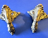 1 Set of Vintage Brass Color Painted Cast Metal Mantel Clock Front Feet Stk 422