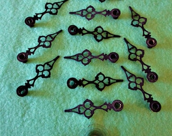 12 Ponteiros de Relógio em Latão Maciço Pintados de Preto Fosco Antigo, Estilo Serpentino/Gótico, 4,76 cm (1 7/8") Código: 235