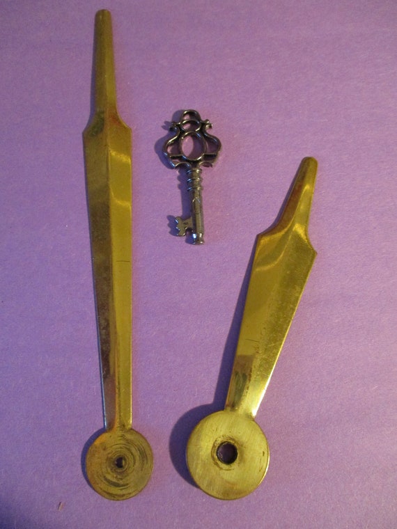 1 Pair of Old Solid Brass Plain Design Clock Hands for your Clock Projects - Art - Stk# 983