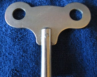 1 Large Nickel-Plated Steel Clock Key for Antique and Vintage Clocks Size 6 / 3.75 Swiss / 3.6 American Stk# K02