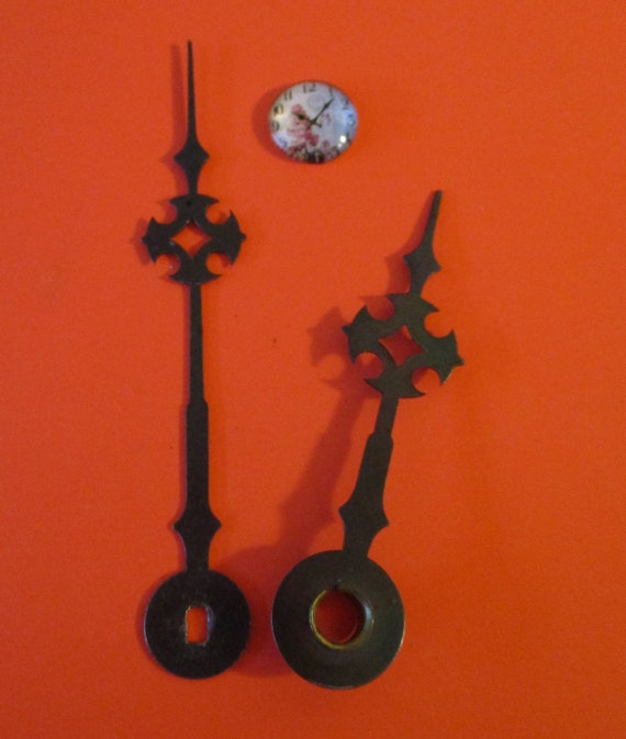 1 Pair of Dark Gray Steel Maltese Style Clock Hands Stk# 272