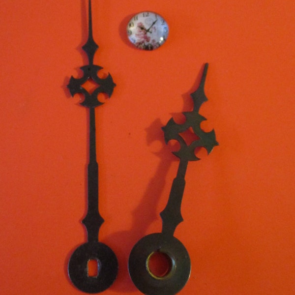 1 Pair of Dark Gray Steel Maltese Style Clock Hands Stk# 272