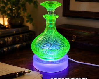 Base de exhibición de acrílico sólido con luz negra LED UV de 395 nm para vidrio de uranio, minerales translúcidos, arte en resina y vidrio fluorescente - Alimentada por USB