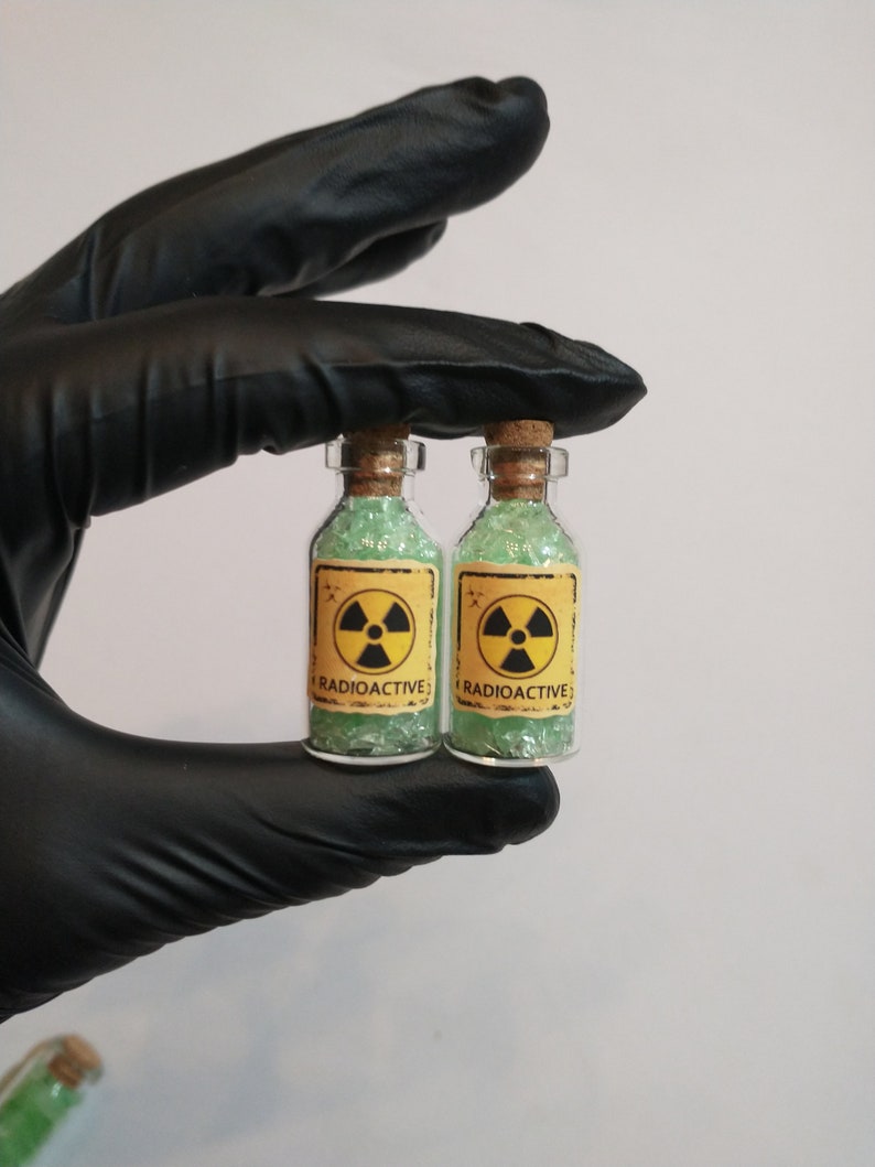 Crushed Green Uranium Sea Glass in Cork-Topped 2 Potion Vial, UV-Reactive Glowing, Lovers of Uranium & Curiosities/Oddities, Gifts under 20 5ml (1.5") TWO jars
