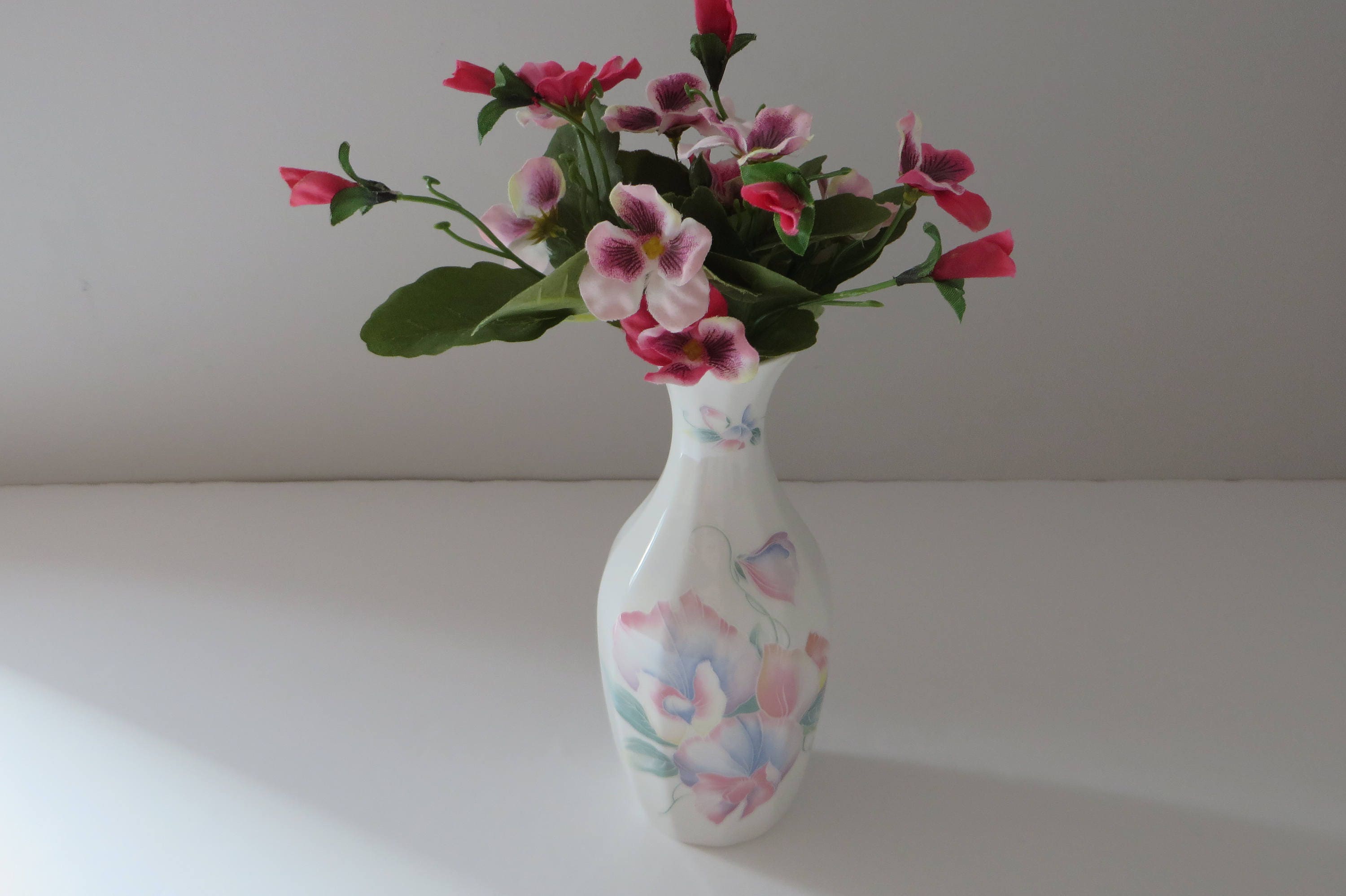 Aynsley Vintage 1980 S Little Sweetheart Vase